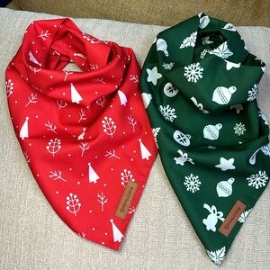 NEW Set of 2 Dog Christmas Bandanas